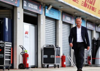 horner vanaf mei vrij om terug te keren in formule
