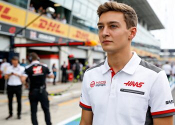jack doohan blaast racecarri re nieuw leven in met elms zitje