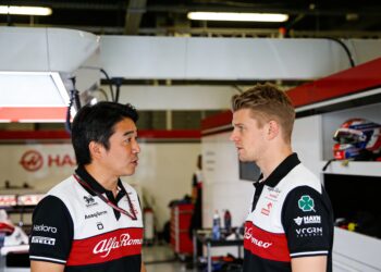 komatsu over bearman geen zorgen om ferrari interesse