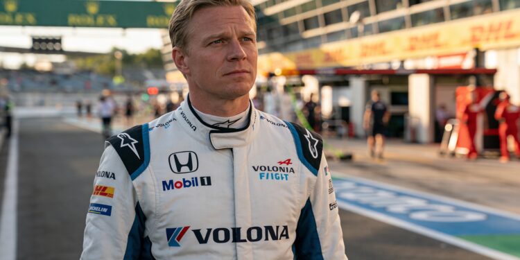 kovalainen toont littekens na zware openhartoperat
