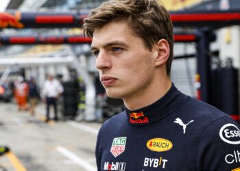 lawson legt vinger op zere plek f1 coureurs zullen