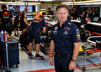 lawson vol lof over red bull motor niemand verwach