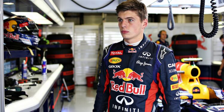manager onthult max verstappen sliep in wieg door