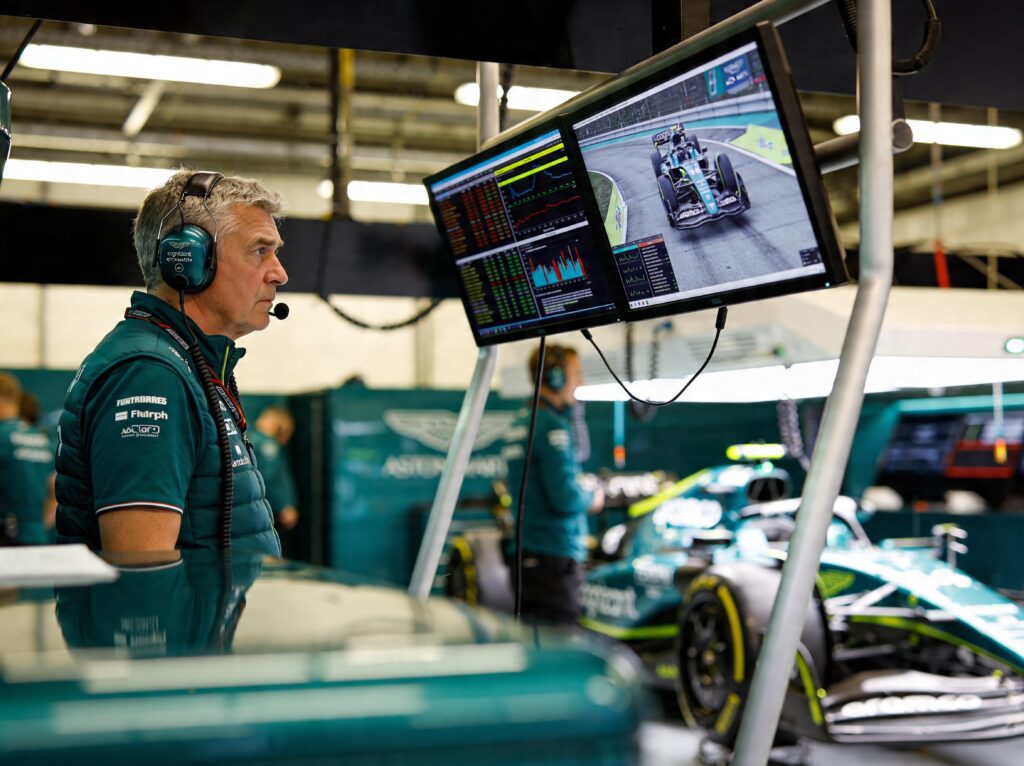 martin brundle luidt de noodklok over aston martin s f1 crisis