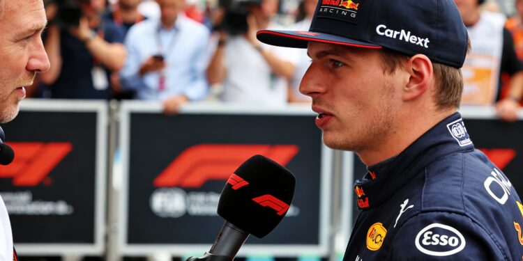 max verstappen doorbreekt interviewregels na japanse gp