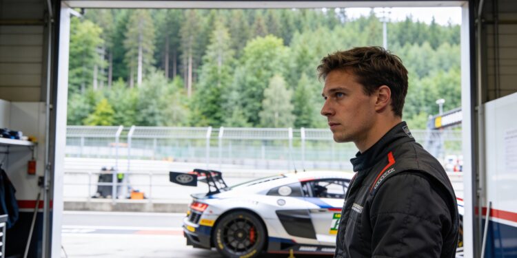 max verstappen keert eerder terug naar de nordschleife