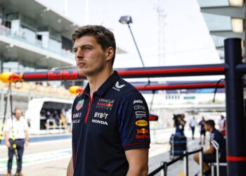 max verstappen niet op de n rburgring voor nls3 kobayashi debuteert