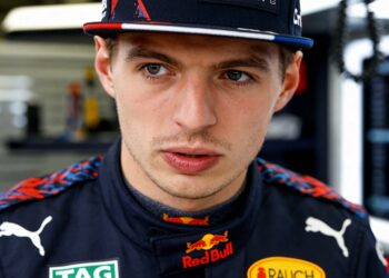 max verstappen onthult geheime truc op n rburgring