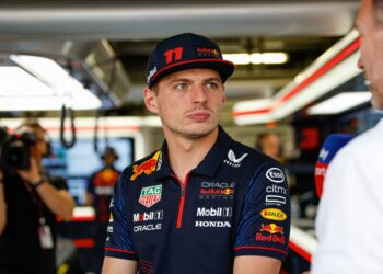 max verstappen ontsnapt aan straf coulthard verbaasd over fia