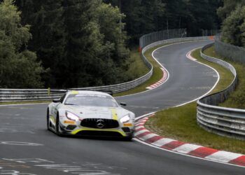 maylander vol lof over max verstappens gt prestaties
