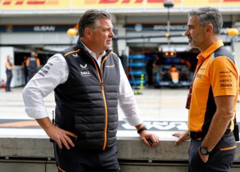 mclaren ceo brown noemt stella geruchten totale on
