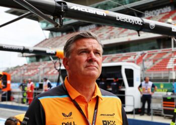 mclaren ceo brown pleit voor rentree christian hor