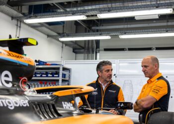 mclaren duidt impact van radicale f1 reglementen v