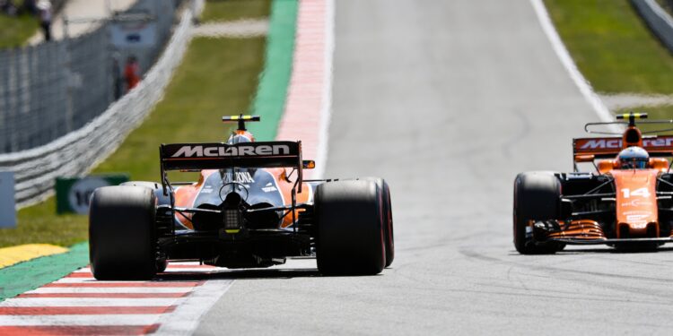 mclaren eist fia actie voor f1 veiligheid na crashgevaar