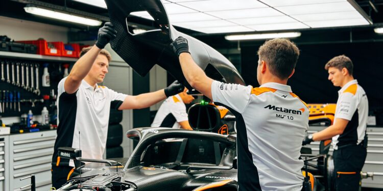 mclaren onthult zwaar herziene mcl40 in miami