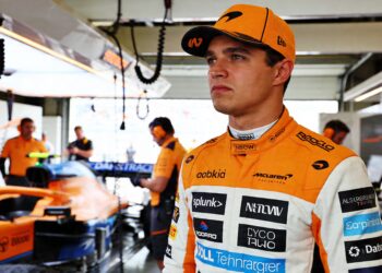 mclaren reserve oward keert f1 de rug toe te veel