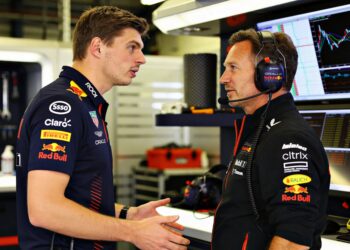 mclaren trekt lambiase aan gevoelige klap voor ver