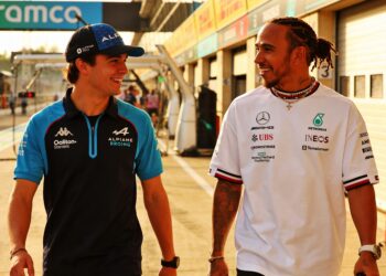 ocon s hilarische hamilton reality tv grap gaat viraal