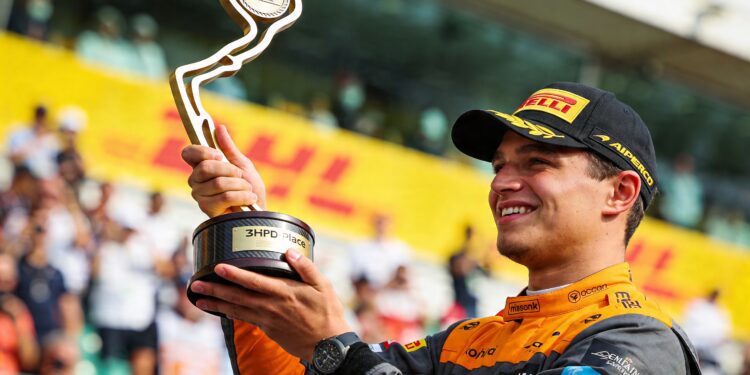 oscar piastri mclaren ster getipt voor f1 zeges na japan