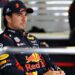 perez rijdt niet zonder de paus in zijn cockpit