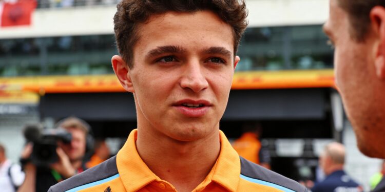 piastri daagt mercedes uit zij zijn te verslaan