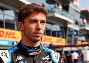 pierre gasly schittert ongekende consistentie voor alpine