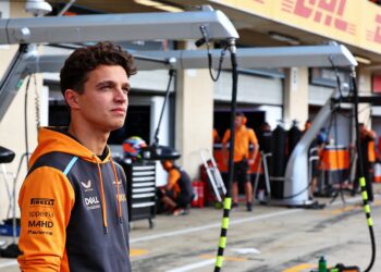piquet jr noemt lando norris niets speciaals en prijst hamiltons debuut