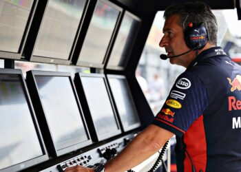 red bull stelt vertrek lambiase uit nog twee jaar