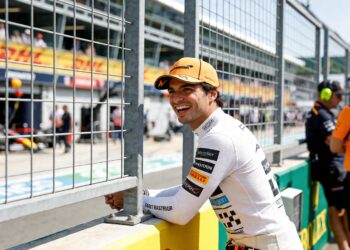 ricciardo ruilt f1 voor off road avontuur