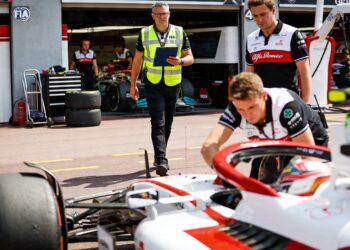 rijverbod dreigt voor coureurs bij grand prix van