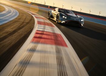 stroll maakt gt3 debuut met veelbelovend tempo