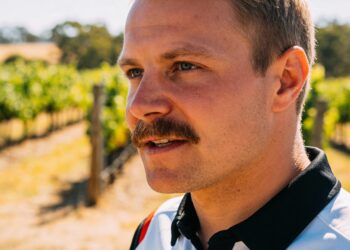 valtteri bottas opent luxueuze australische verblijfplaats voor fans