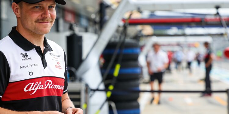 valtteri bottas viert f1 terugkeer en omarmt nieuwe regels