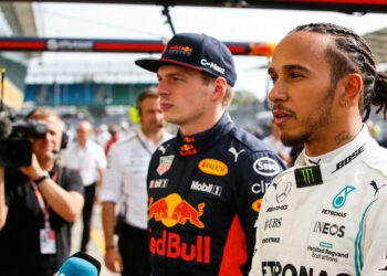 verstappen en hamilton torenhoog in f1 salarissen 2026