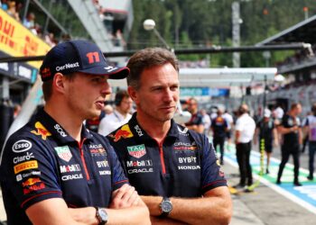 verstappen en russell onverwachte samenwerking om 2026 regels