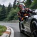 verstappen profiteert van verkeer op nordschleife