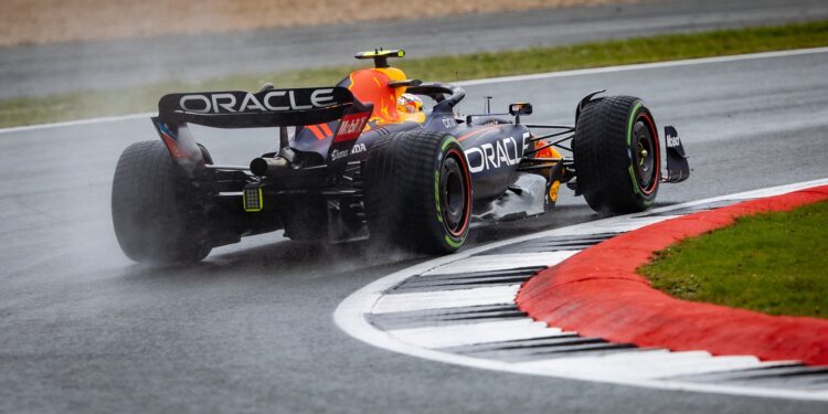 verstappen test fors vernieuwde red bull op silver
