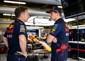 verstappen ziet veel potentieel in rb22 ondanks stroeve start
