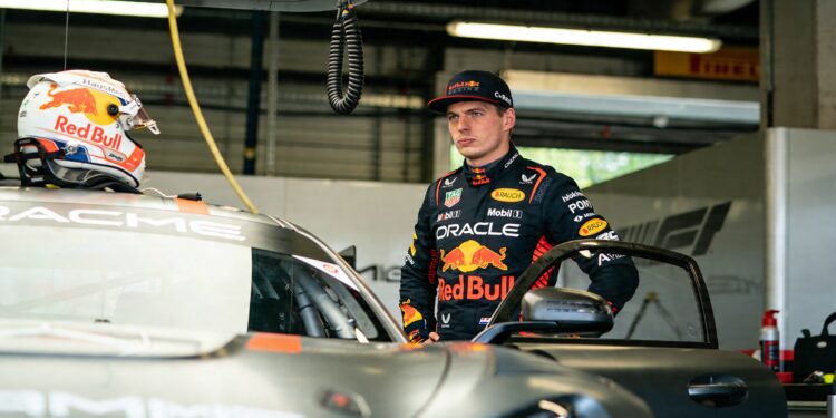 verstappens team verbiedt deelname aan nordschleif