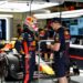 vertrouwde verstappen monteur ole schack verlaat red bull naar verluidt