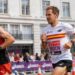 vettel verpulvert magische grens in london maratho
