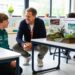 vettel verrast zweedse school met bezoek voor mili