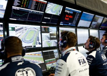 voormalig wedstrijdleider wittich steunt michael masi