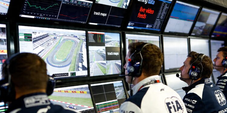 voormalig wedstrijdleider wittich steunt michael masi