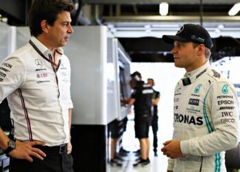 wolff tempert verwachtingen rond antonelli na senn