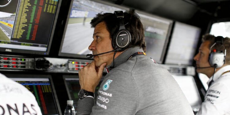 wolff waarschuwt fia nieuwe motorregel mag geen le