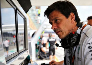 wolff waarschuwt fia voor misbruik nieuwe motorreg
