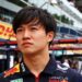 yuki tsunoda vecht voor f1 terugkeer na reserveplek