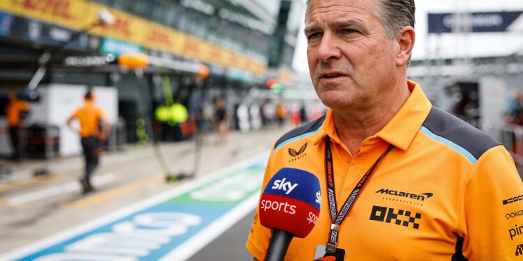 zak brown laakt ab teams na geruchten over mercede