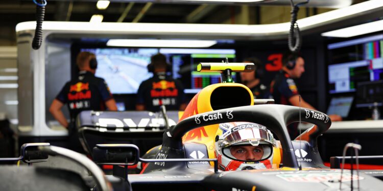 albon verliest gridplek na falen track limits syst